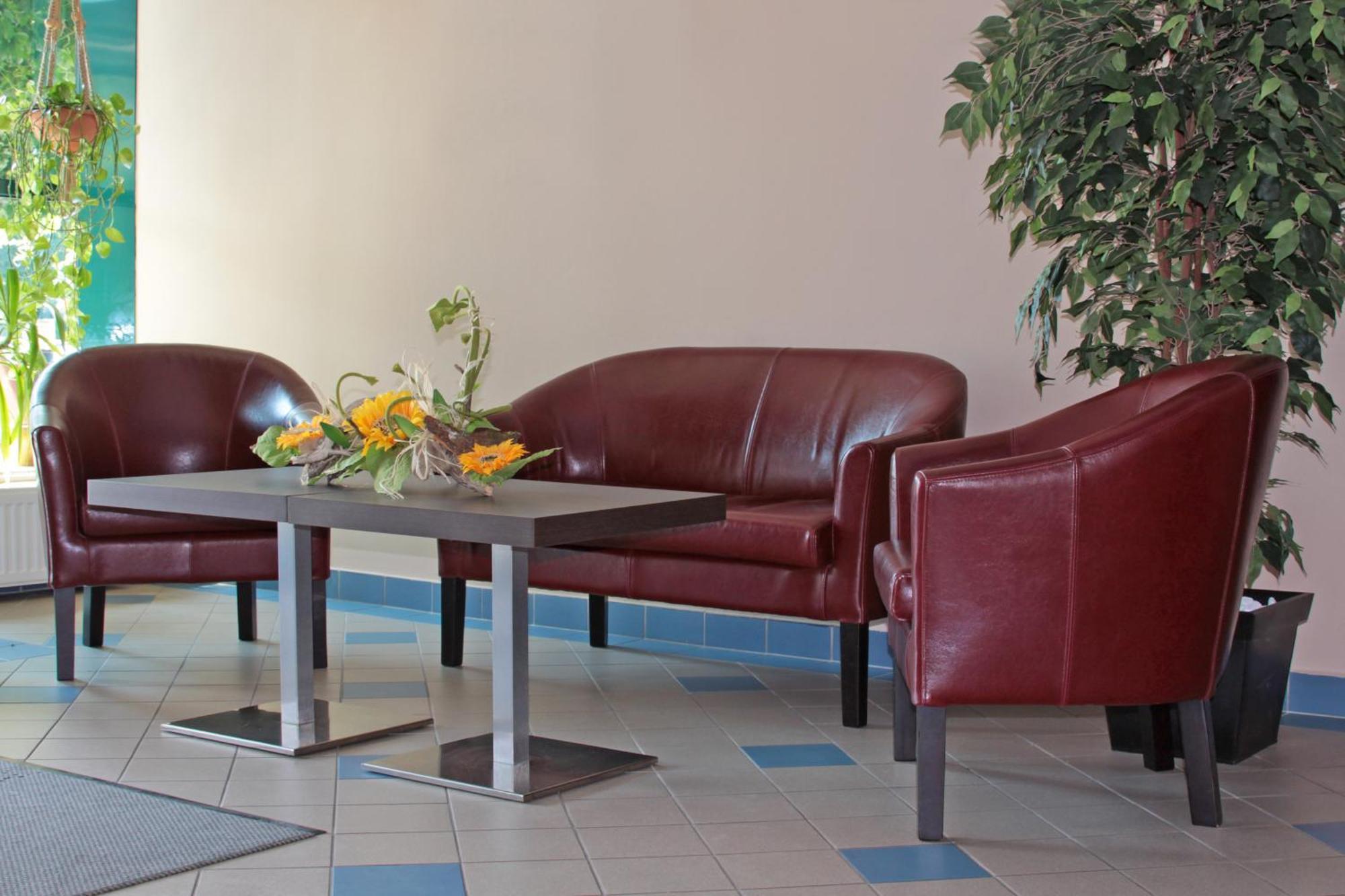 Hotel Tabor Сежана Екстериор снимка