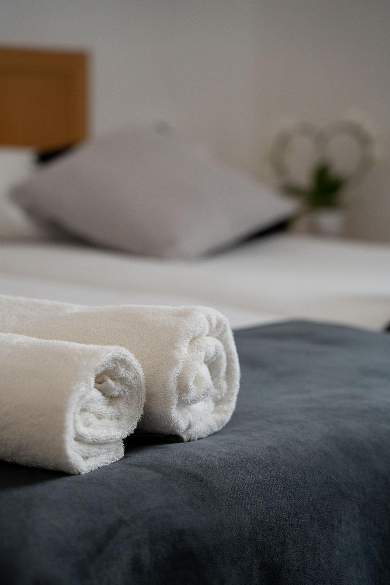 Hotel Tabor Сежана Екстериор снимка