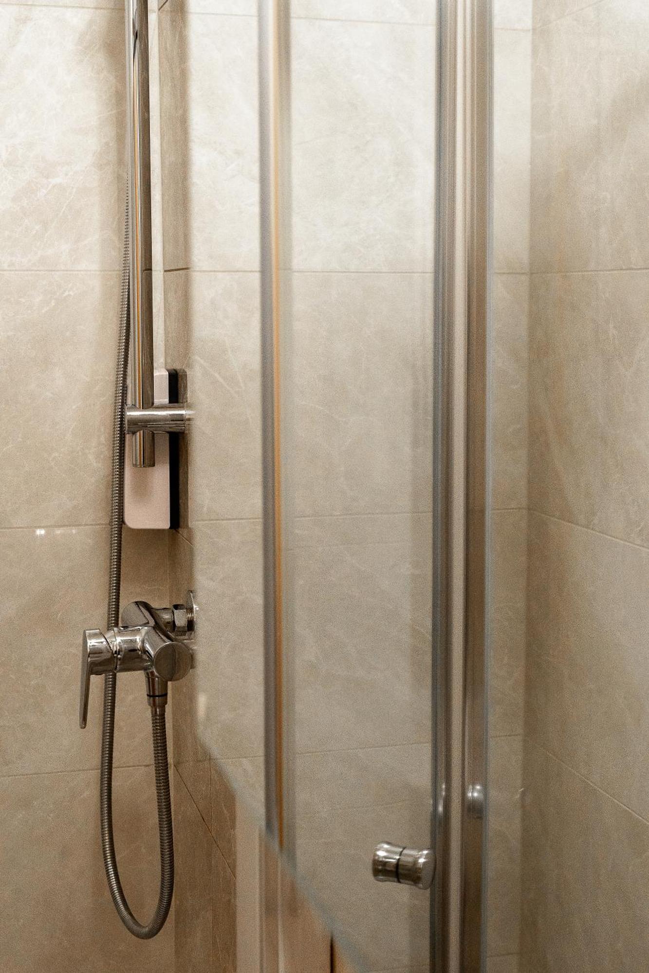 Hotel Tabor Сежана Екстериор снимка